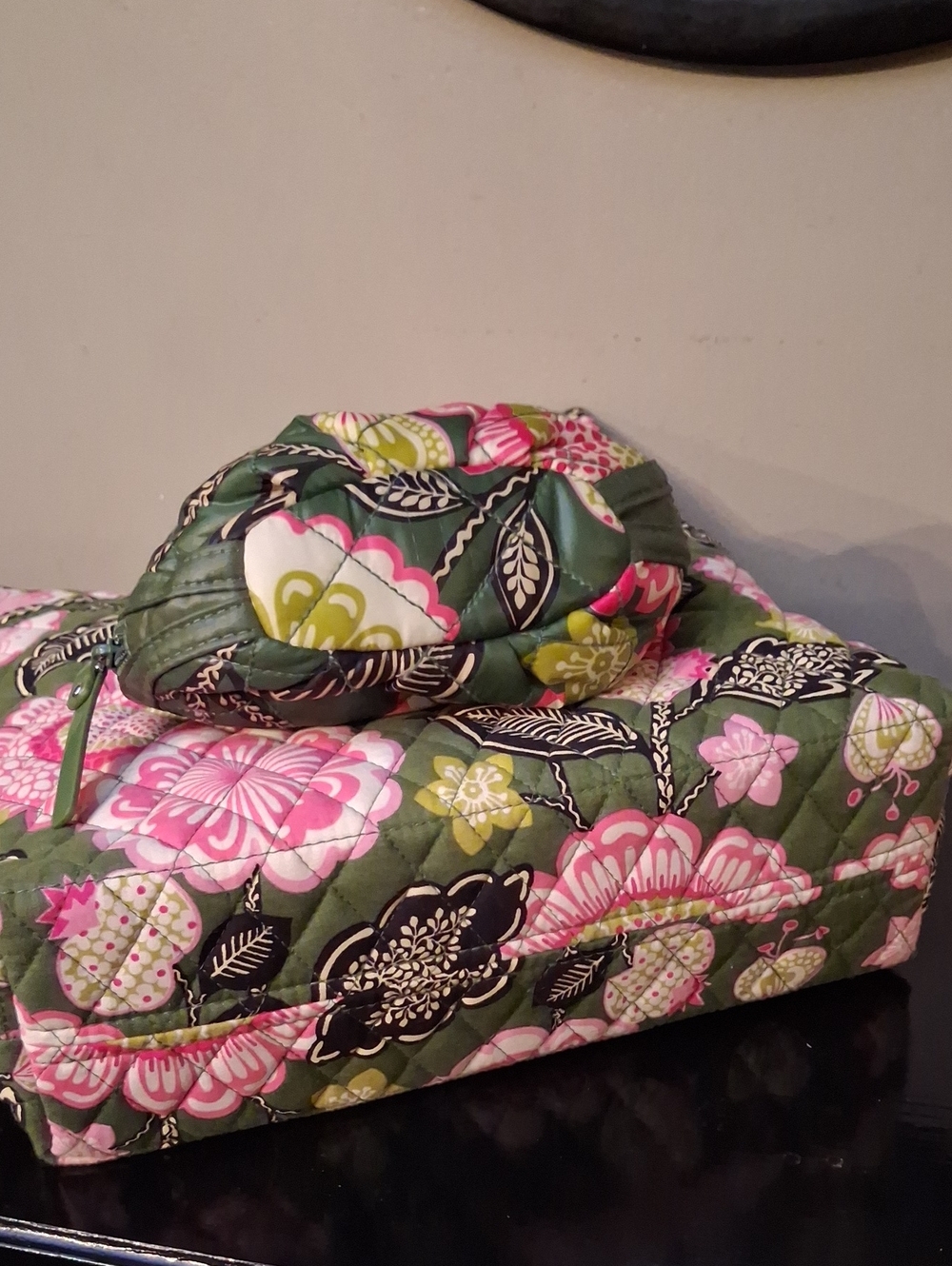 Vera Bradley Green & Pink Floral Quilted Tote Bag with Makeup Bag - Picture 5 of 9